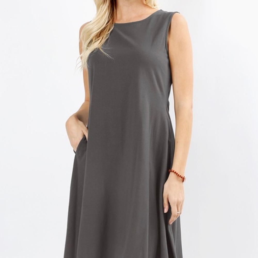 Super Soft Sleeveless Dress with Pockets